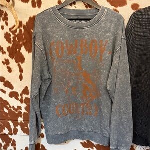 Cowboy Country Men's Gray Graphic Sweatshirt